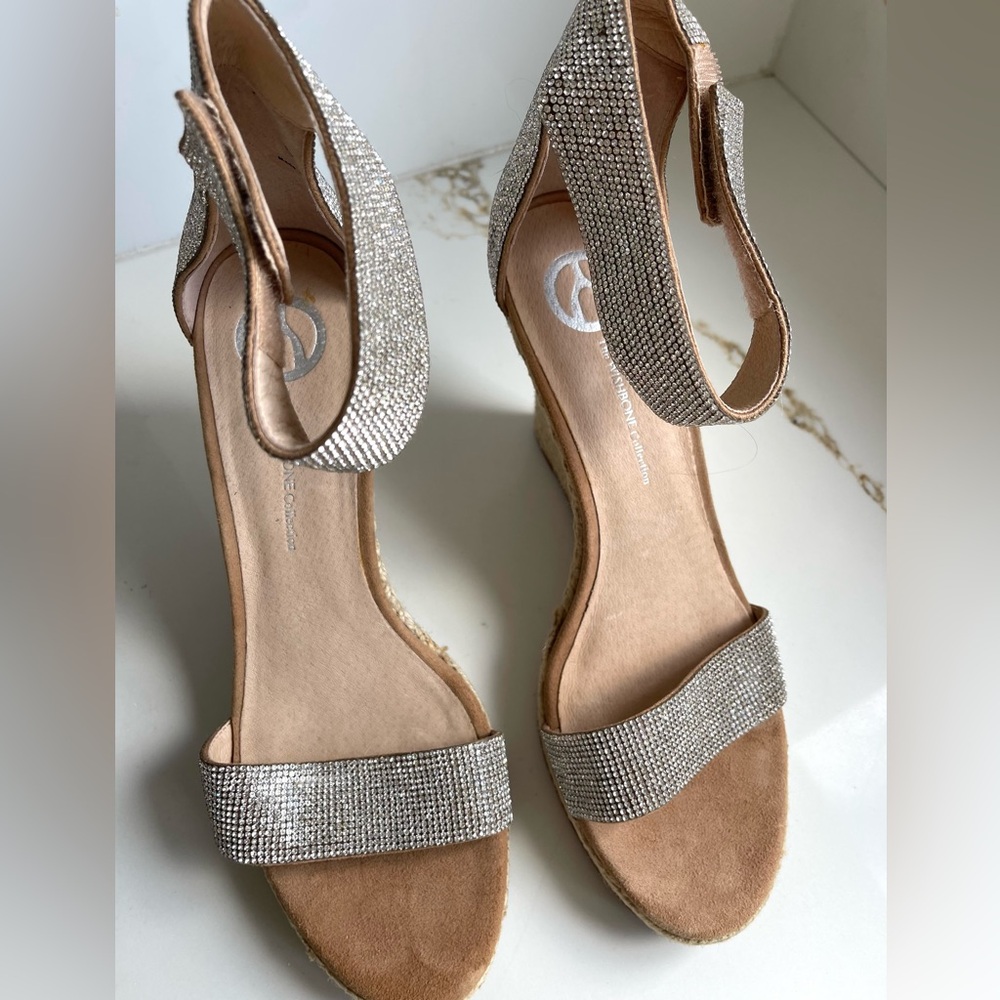 Wishbone collection studded Silver Wedge espadrilles Sandals size 9.5 - Picture 3 of 5
